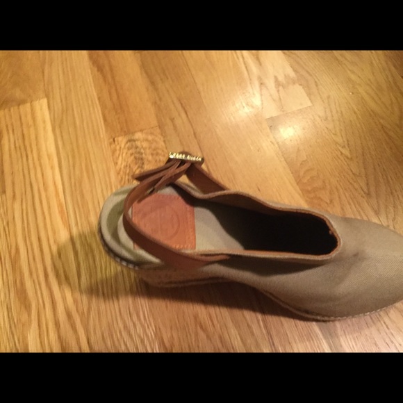 Tory Burch Khaki Wedges Size 10 - Picture 3 of 4